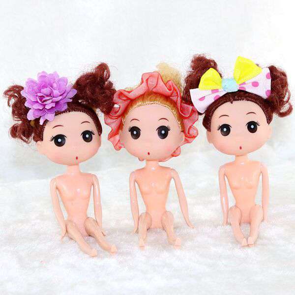 Barbie Doll with leg 18cm