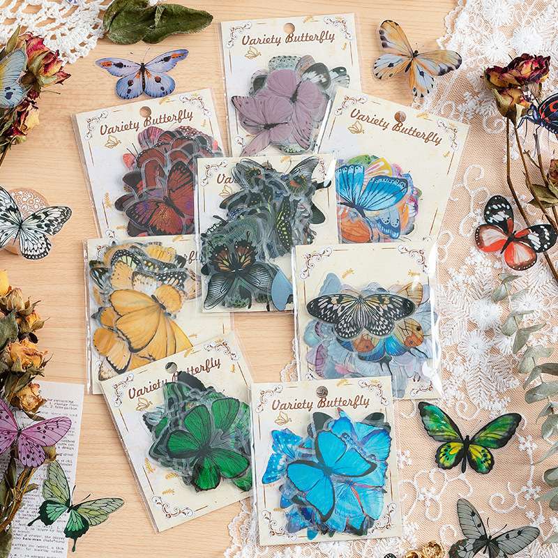 Plastic butterfly 40p pack